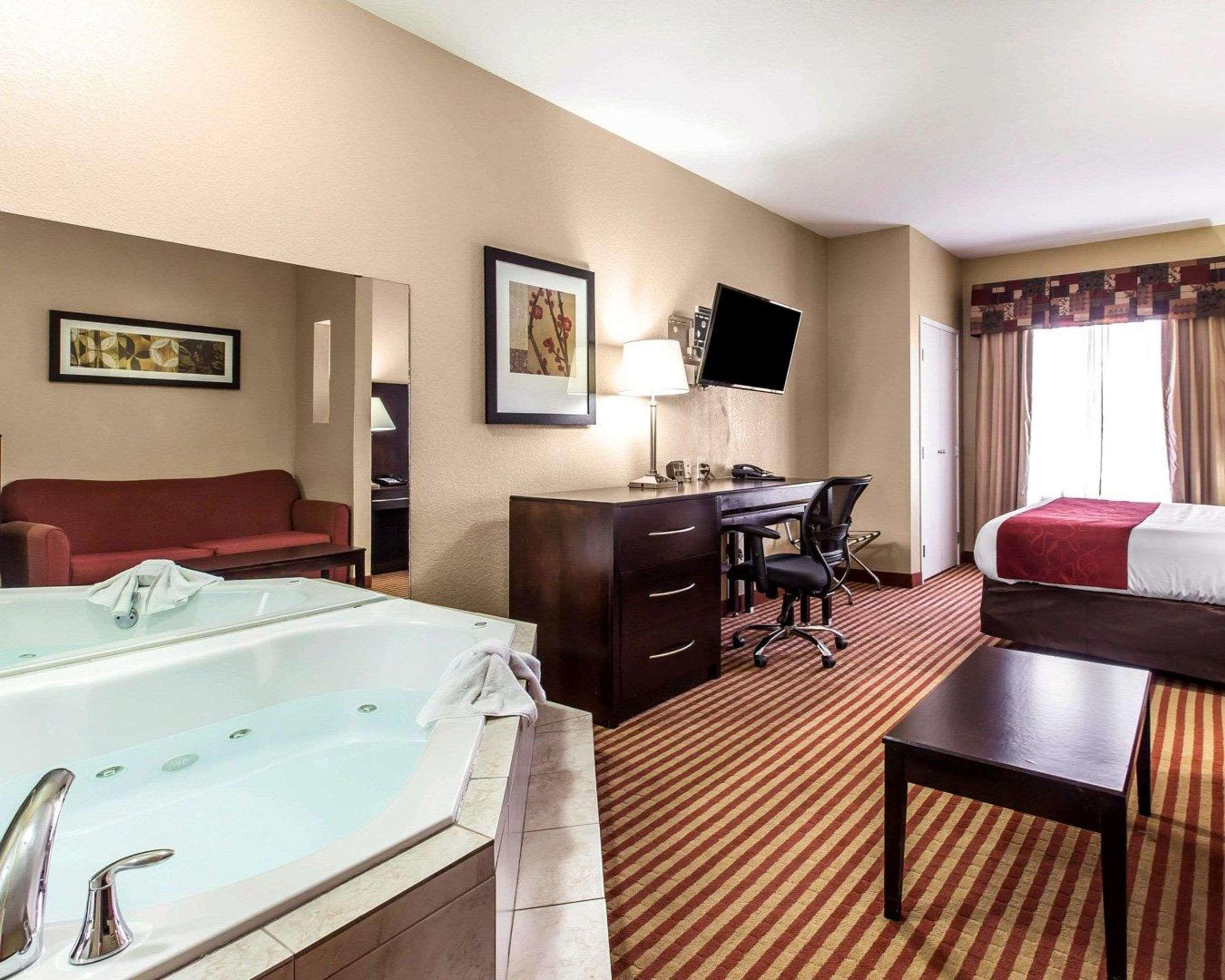 Comfort Suites Waycross Eksteriør billede